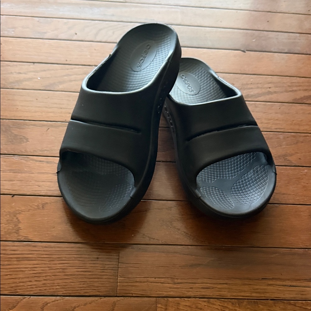Oofos women black slides